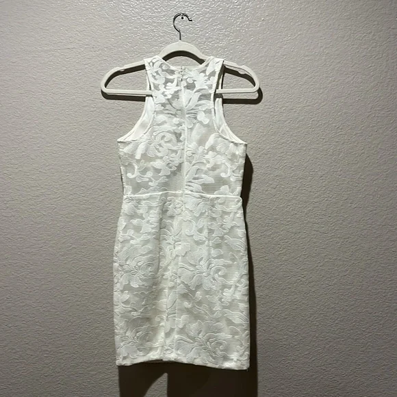 Minuet White Sequin Dress Size S Floral Pattern Sleeveless Prom Formal Wedding - Picture 7 of 12